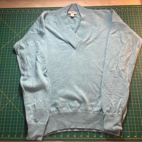 Seafoam Cashmere Burberry Sweater - Picture 9 of 9